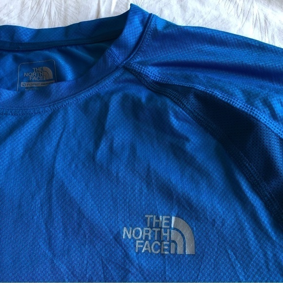 The North Face Flight Series Shirt - Picture 2 of 11